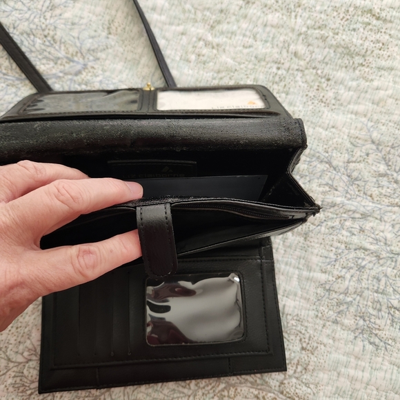 Liz Claiborne Leather Small Black Crossbody with Gold Detail - Picture 5 of 8